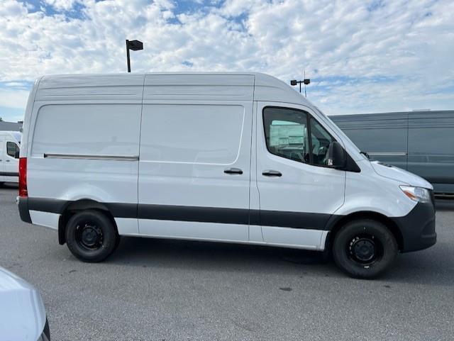 new 2025 Mercedes-Benz Sprinter 2500 car, priced at $58,814