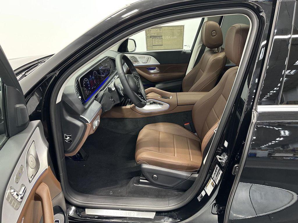 new 2026 Mercedes-Benz GLE 450 car, priced at $81,680