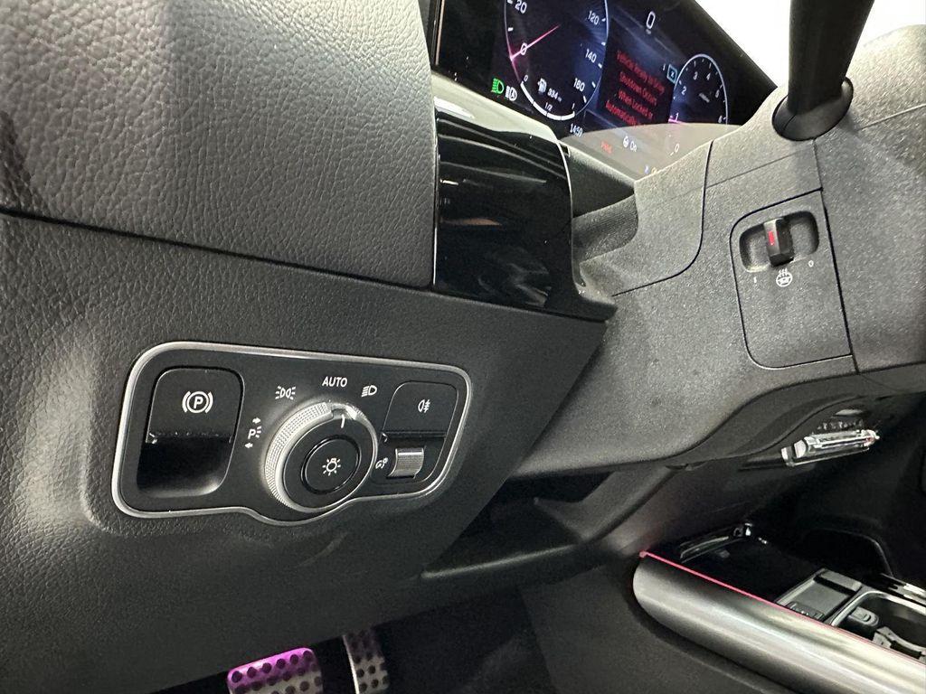 used 2025 Mercedes-Benz GLA 250 car, priced at $48,700