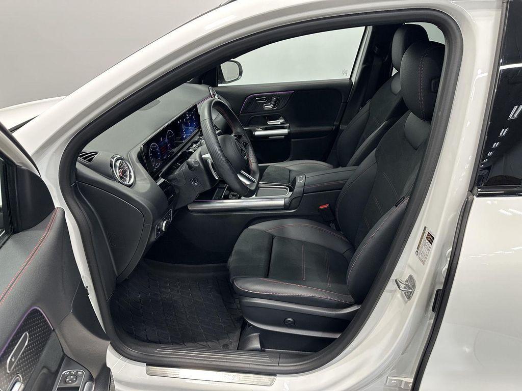 used 2025 Mercedes-Benz GLA 250 car, priced at $48,700