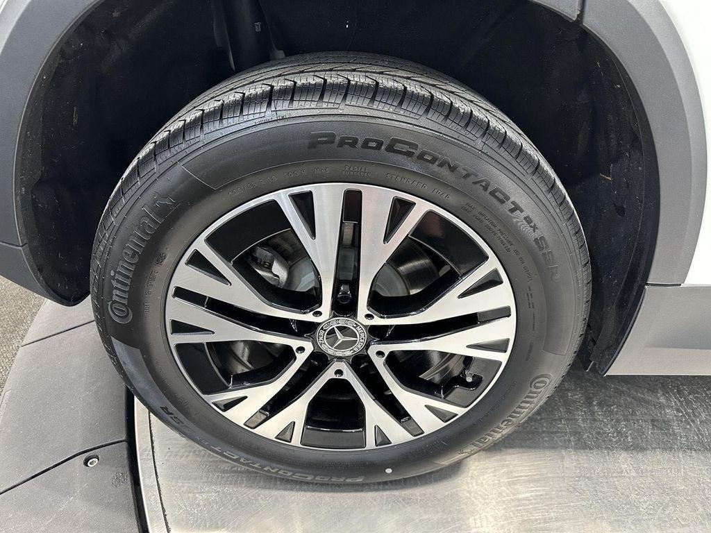 used 2026 Mercedes-Benz GLA 250 car, priced at $40,900