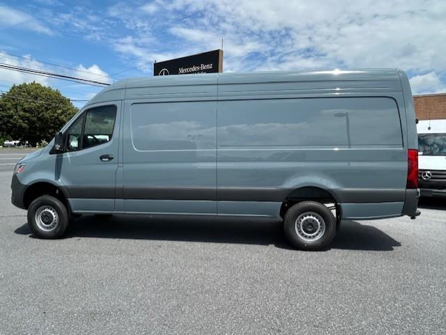 new 2025 Mercedes-Benz Sprinter 2500 car, priced at $79,697