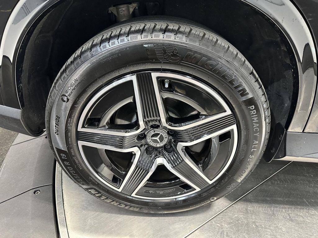 used 2025 Mercedes-Benz GLC 300 car, priced at $54,800