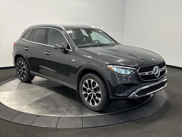 new 2025 Mercedes-Benz GLC 350e car, priced at $65,290
