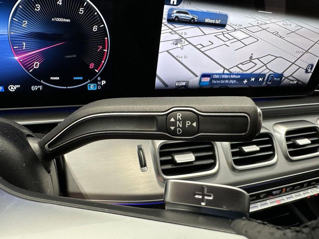 new 2026 Mercedes-Benz GLS 580 car, priced at $121,870