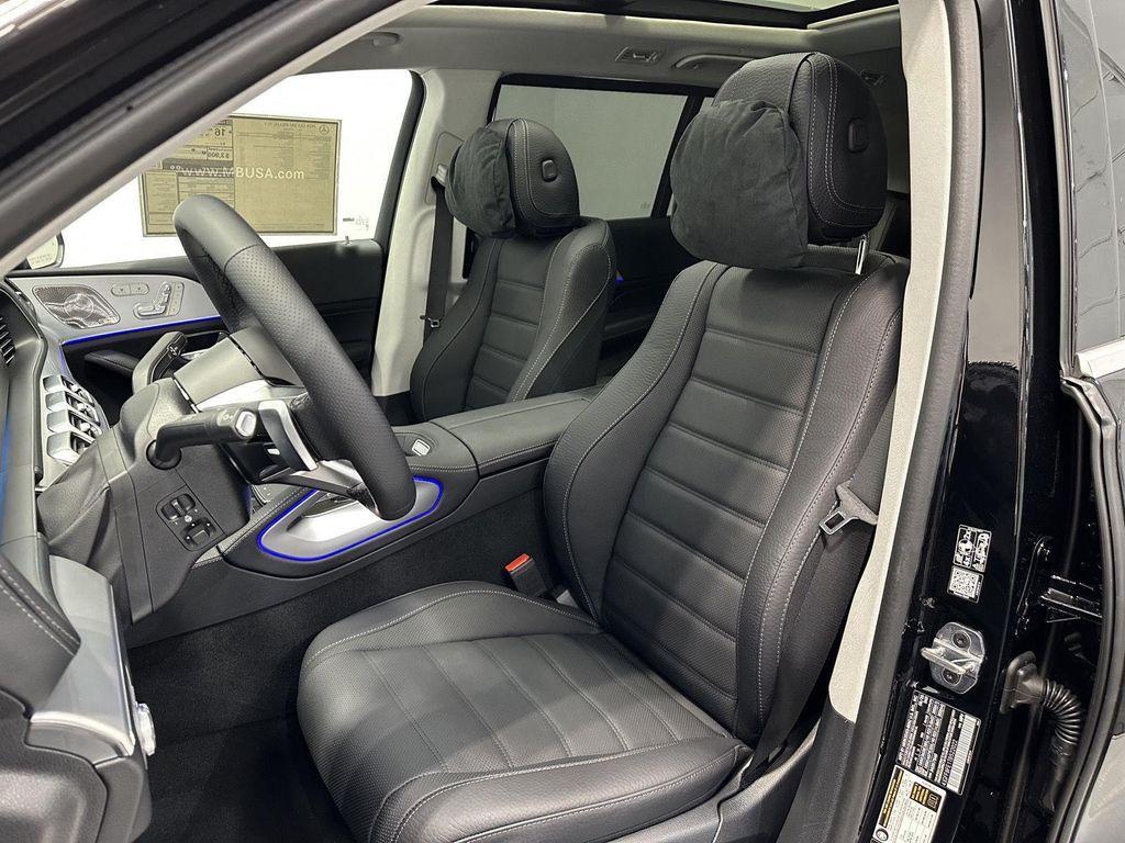 new 2026 Mercedes-Benz GLS 580 car, priced at $121,870