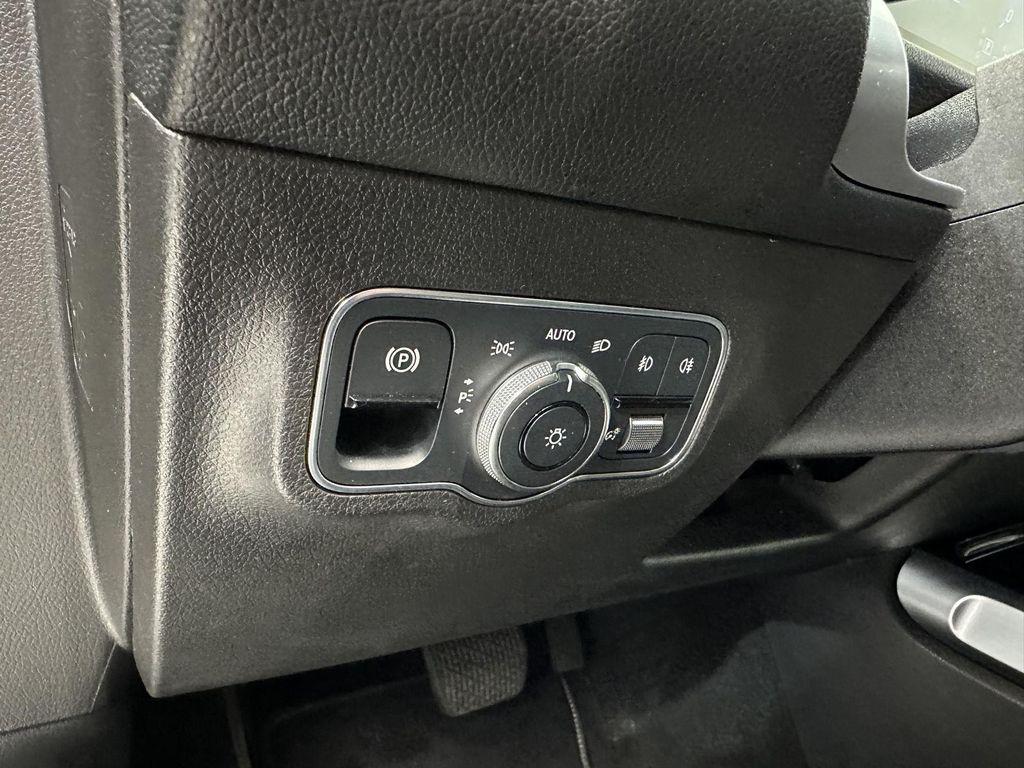 used 2021 Mercedes-Benz GLB 250 car, priced at $26,600