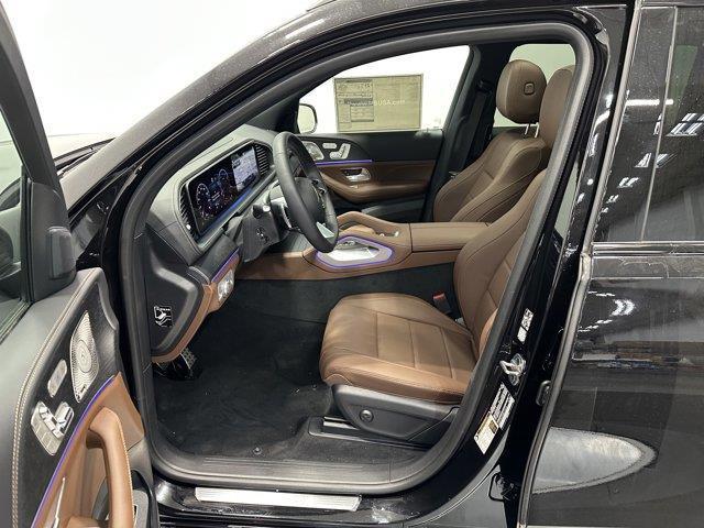 new 2025 Mercedes-Benz GLS 450 car, priced at $98,185