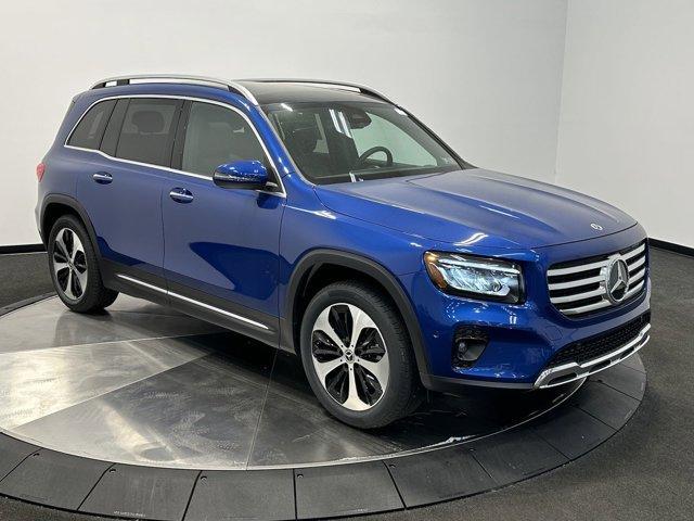 new 2024 Mercedes-Benz GLB 250 car, priced at $52,675