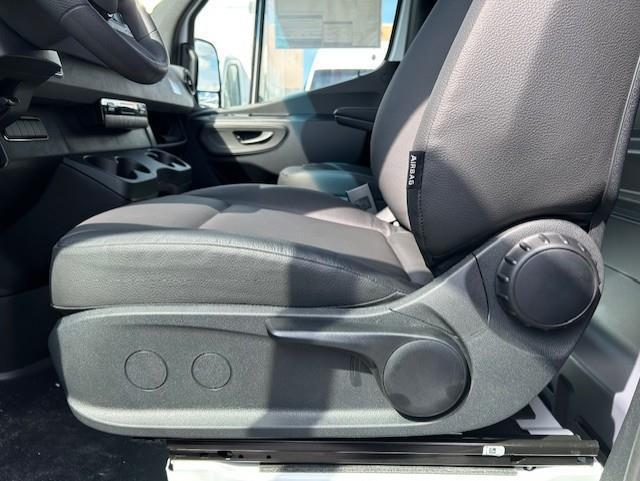 new 2025 Mercedes-Benz Sprinter 2500 car, priced at $51,850