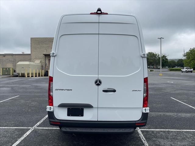 new 2025 Mercedes-Benz Sprinter 2500 car, priced at $65,173