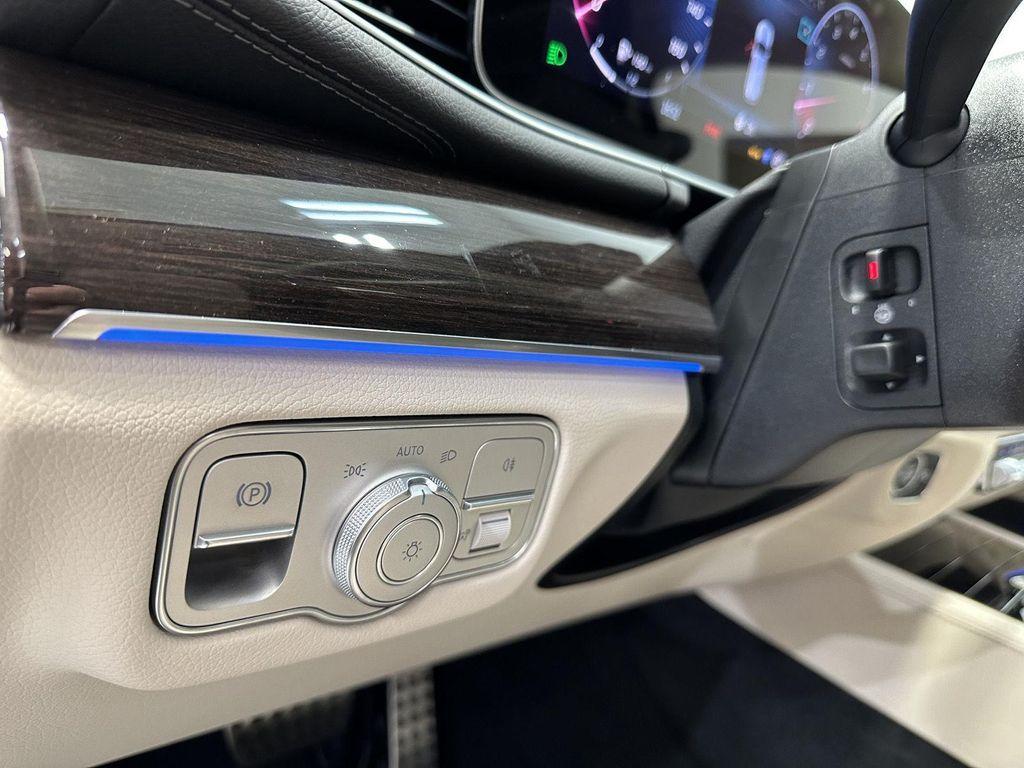 new 2026 Mercedes-Benz GLS 580 car, priced at $122,020