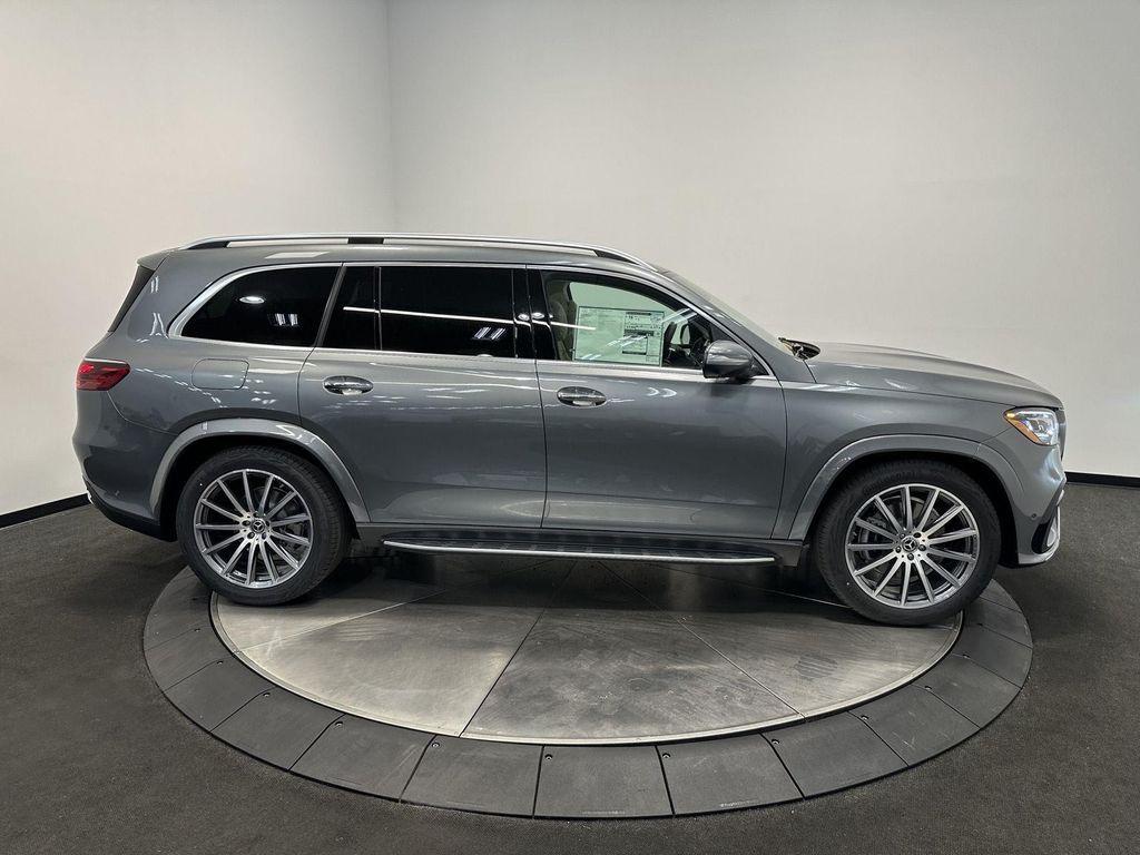new 2026 Mercedes-Benz GLS 580 car, priced at $122,020
