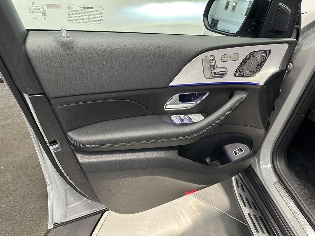 new 2026 Mercedes-Benz GLS 450 car, priced at $107,040