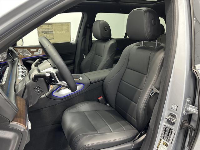 new 2025 Mercedes-Benz GLS 450 car, priced at $95,365