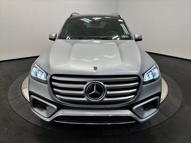 new 2025 Mercedes-Benz GLS 450 car, priced at $95,365