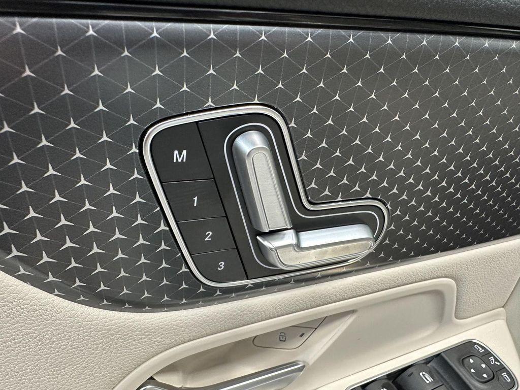 used 2025 Mercedes-Benz GLA 250 car, priced at $39,400