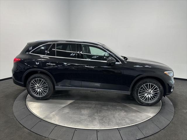 new 2025 Mercedes-Benz GLC 300 car, priced at $58,725