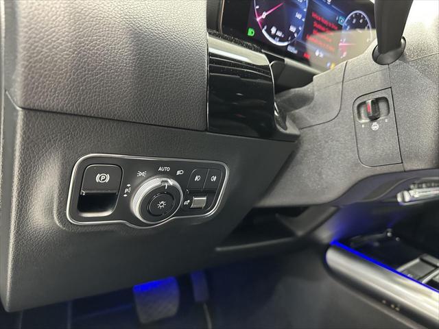 used 2025 Mercedes-Benz GLA 250 car, priced at $43,900