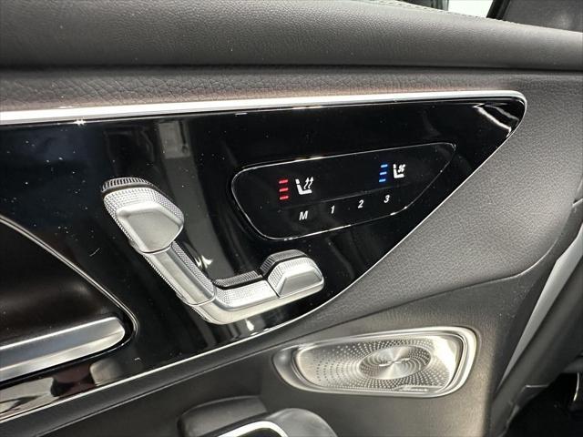 new 2025 Mercedes-Benz GLC 300 car, priced at $62,875
