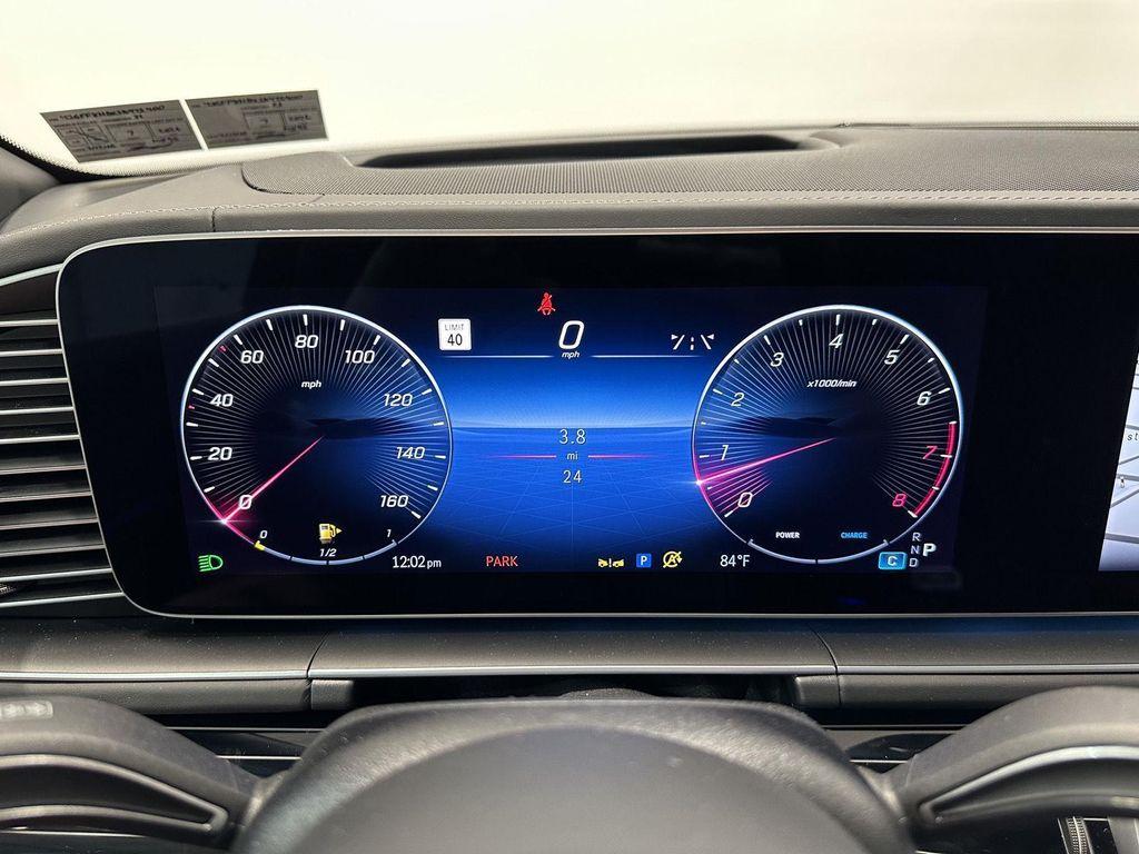 new 2025 Mercedes-Benz Maybach GLS 600 car, priced at $211,235