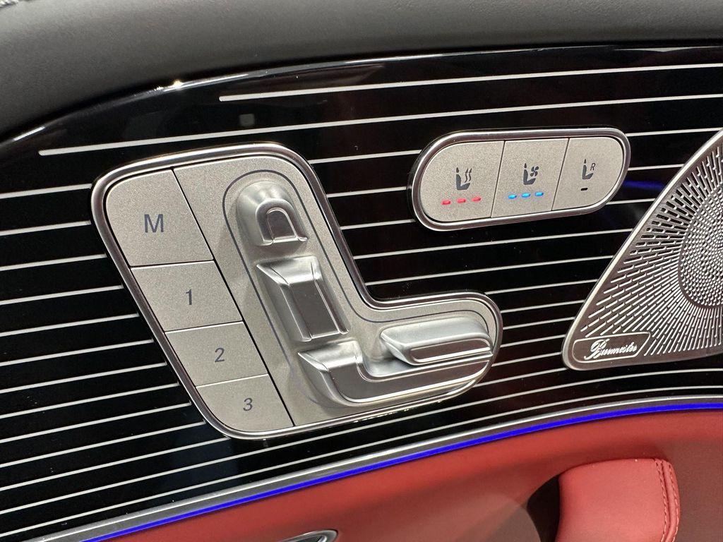 new 2025 Mercedes-Benz Maybach GLS 600 car, priced at $211,235