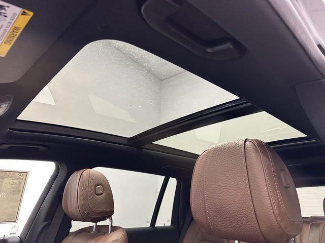 new 2025 Mercedes-Benz GLS 450 car, priced at $104,330