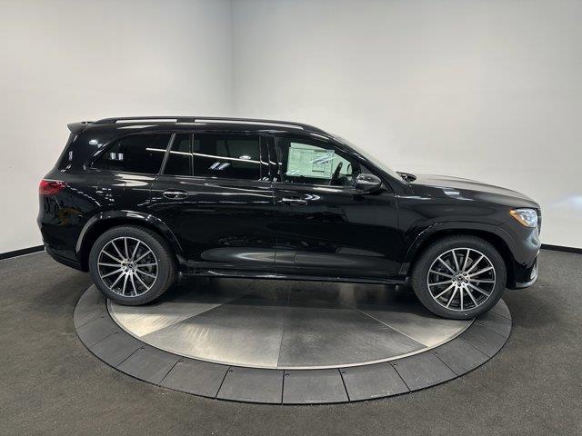 new 2025 Mercedes-Benz GLS 450 car, priced at $104,330