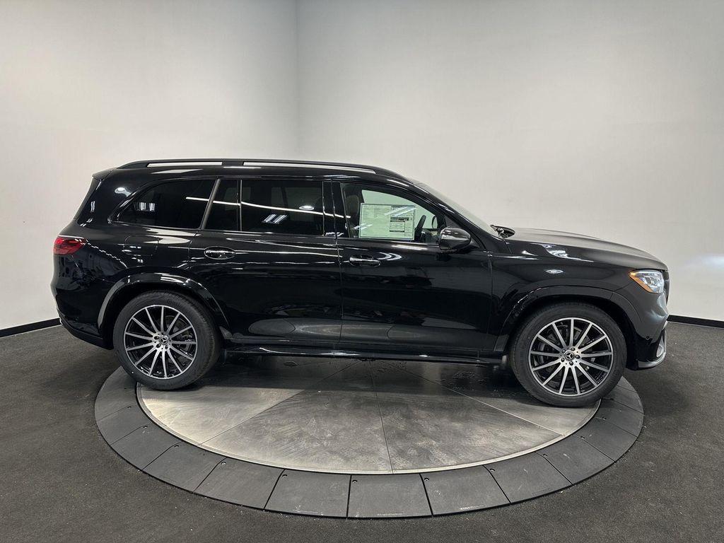 new 2025 Mercedes-Benz GLS 450 car, priced at $97,510