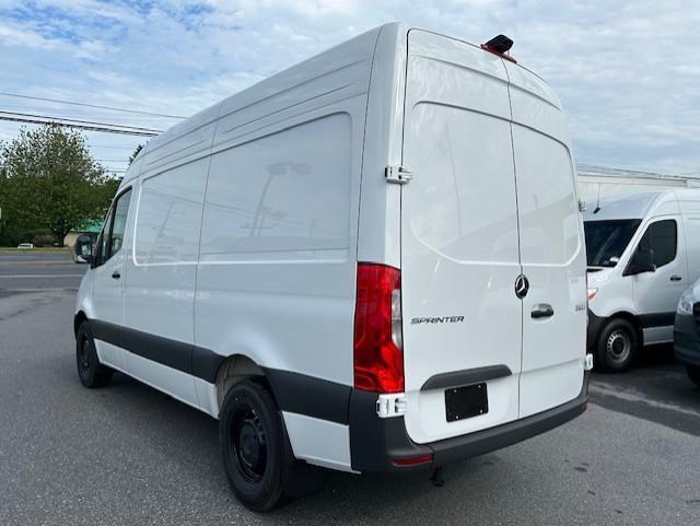 new 2025 Mercedes-Benz Sprinter 2500 car, priced at $54,867