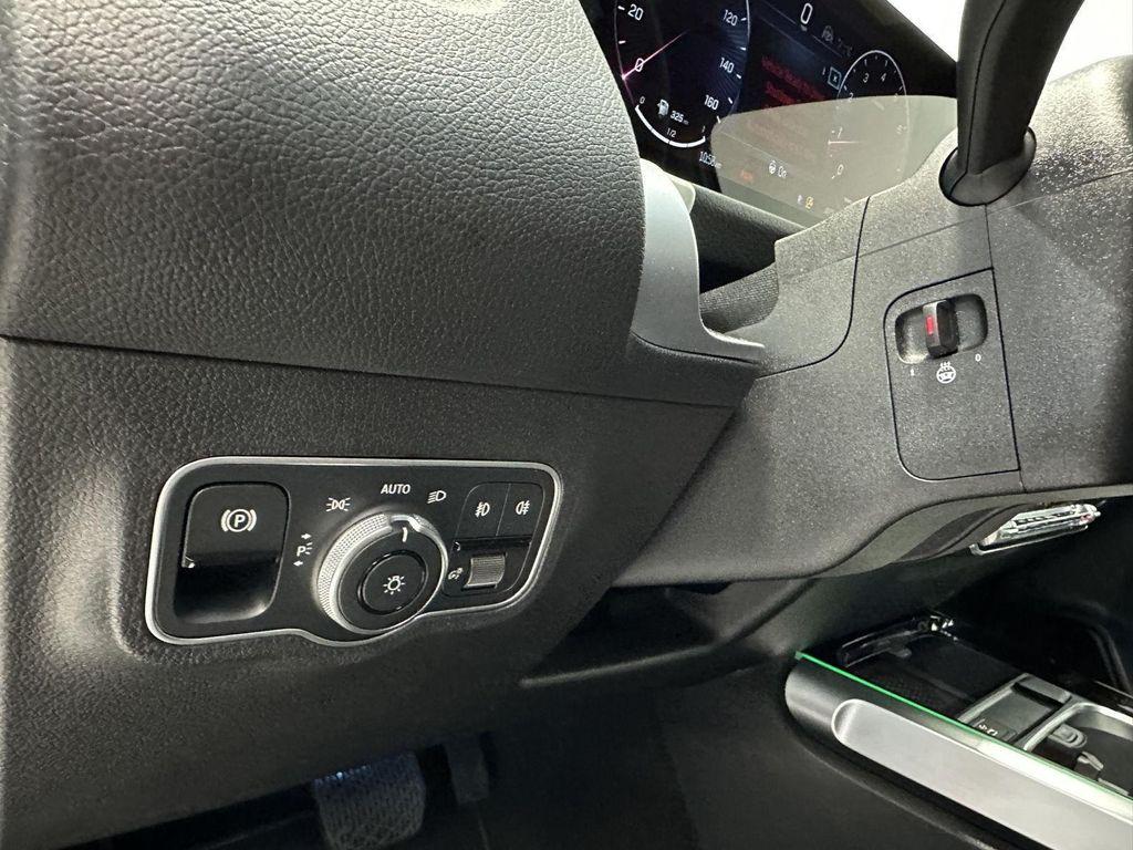 used 2025 Mercedes-Benz GLB 250 car, priced at $48,900