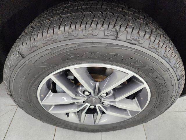 used 2020 Jeep Grand Cherokee car, priced at $19,999