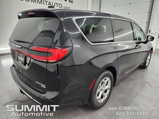 new 2024 Chrysler Pacifica car, priced at $51,114