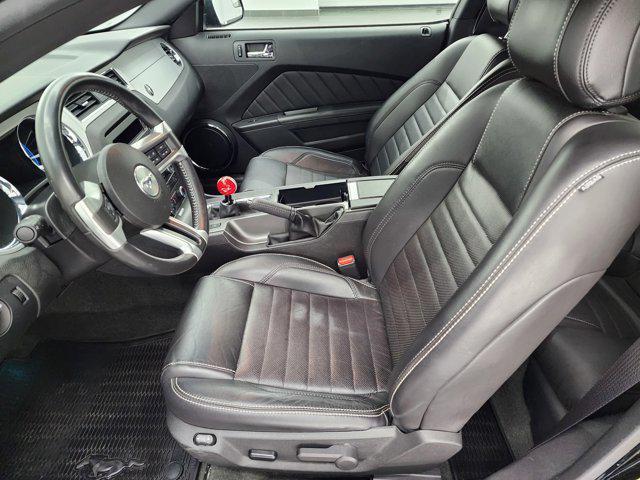 used 2014 Ford Mustang car