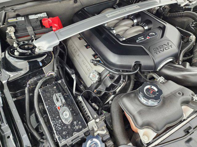 used 2014 Ford Mustang car