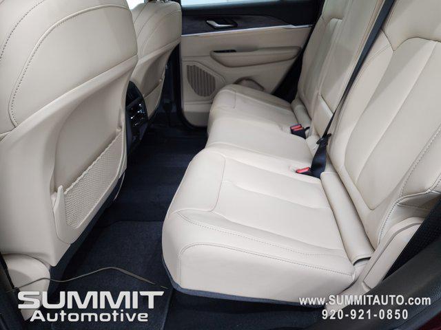 new 2025 Jeep Grand Cherokee car, priced at $46,837