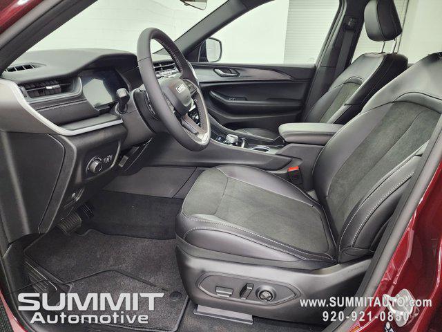 new 2025 Jeep Grand Cherokee car, priced at $43,421