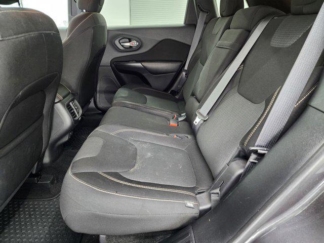 used 2015 Jeep Cherokee car