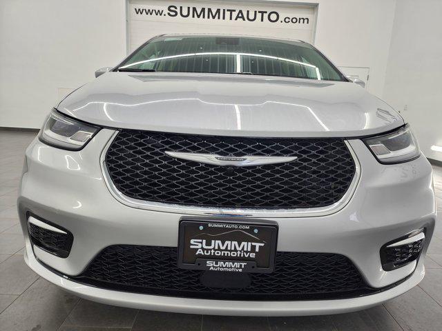 used 2023 Chrysler Pacifica car, priced at $25,999