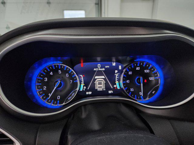 used 2023 Chrysler Pacifica car, priced at $25,999