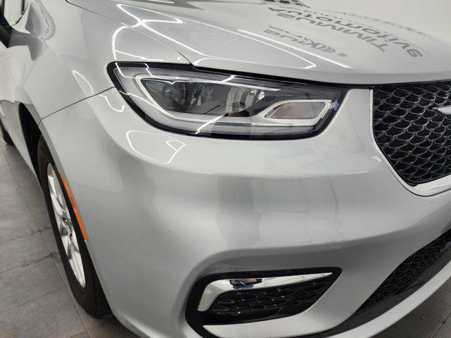 used 2023 Chrysler Pacifica car, priced at $25,999