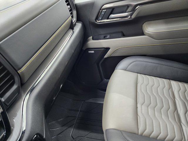 used 2025 Chevrolet Silverado 2500 car, priced at $72,999