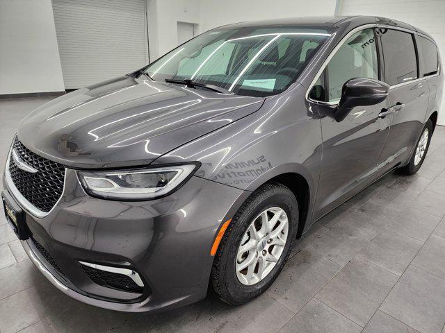 used 2023 Chrysler Pacifica car, priced at $23,999