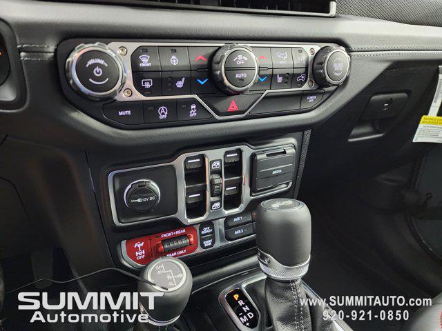 new 2025 Jeep Wrangler car, priced at $59,084