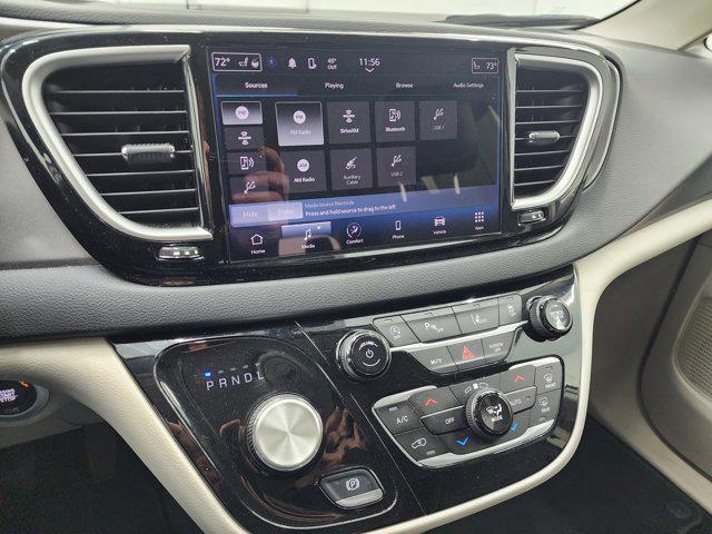 used 2023 Chrysler Pacifica car, priced at $25,999