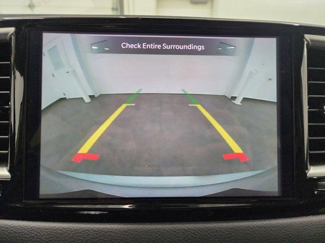 used 2023 Chrysler Pacifica car, priced at $25,999