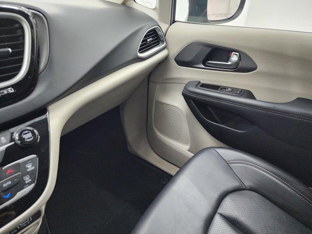 used 2023 Chrysler Pacifica car, priced at $25,999