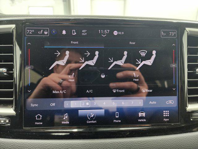 used 2023 Chrysler Pacifica car, priced at $25,999