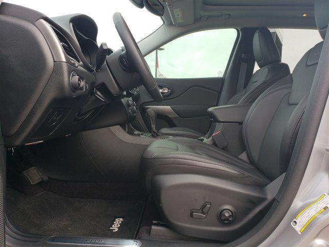 used 2019 Jeep Cherokee car