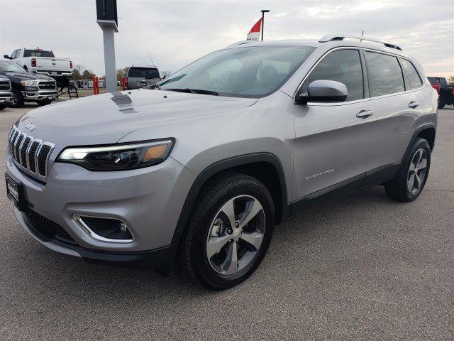used 2019 Jeep Cherokee car